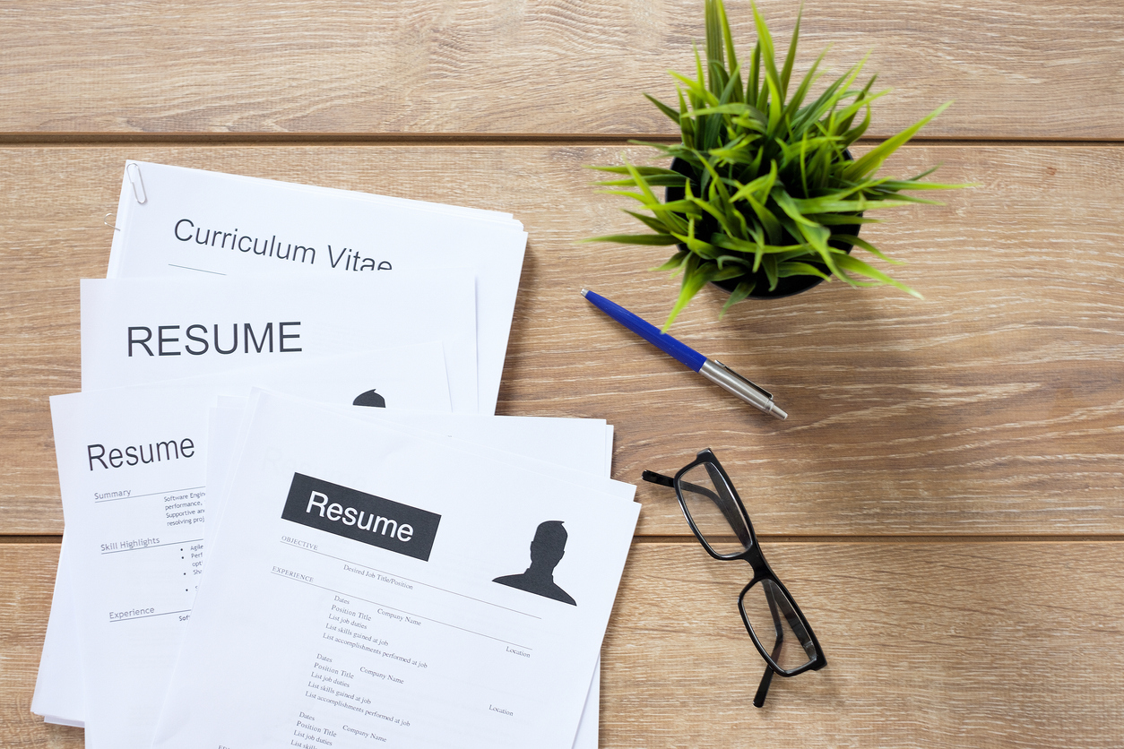 How to Make Your Resume Stand Out from the Crowd?